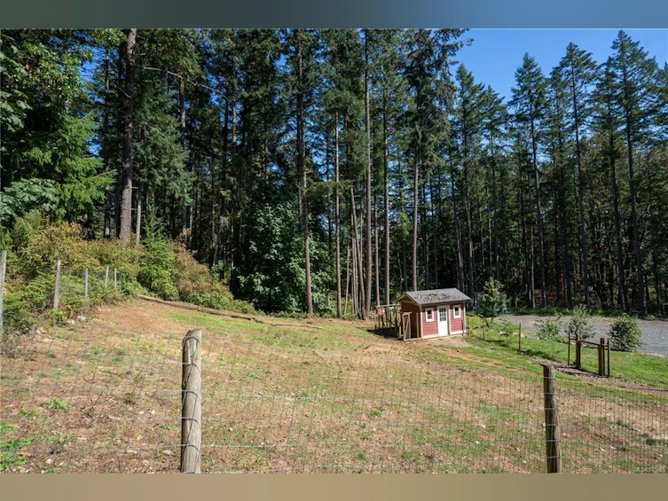 3649 Robb Place, Highlands, BC, V9E 1C8 - 47