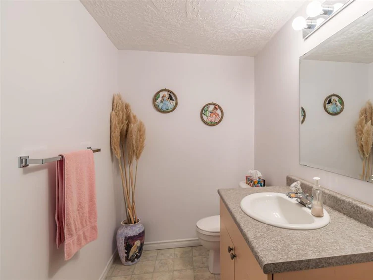 840 Sivers Place, Ladysmith, BC, V9G 1N4 - 11