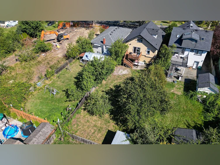 2840 Shelbourne Street, Victoria, BC, V8R 4M4 - 5