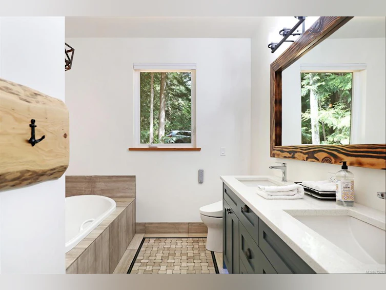 4777 Forbidden Plateau Road, Courtenay, BC, V9J 1R3 - 70