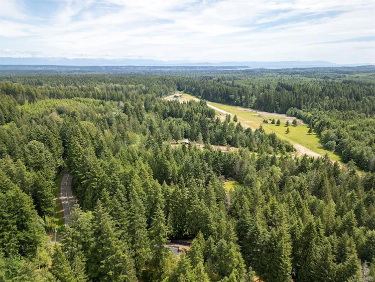 4777 Forbidden Plateau Road, Courtenay, BC, V9J 1R3 - 87
