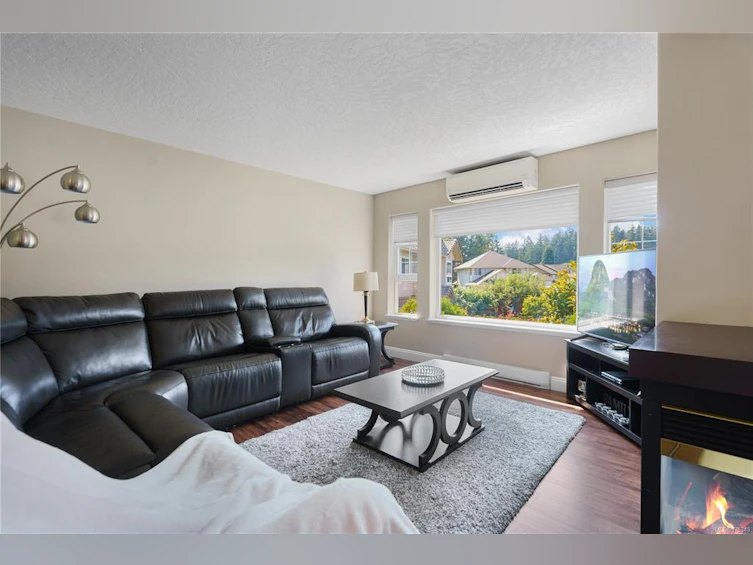 6255 Karen Court, Central Saanich, BC, V8Z 7K7 - 8