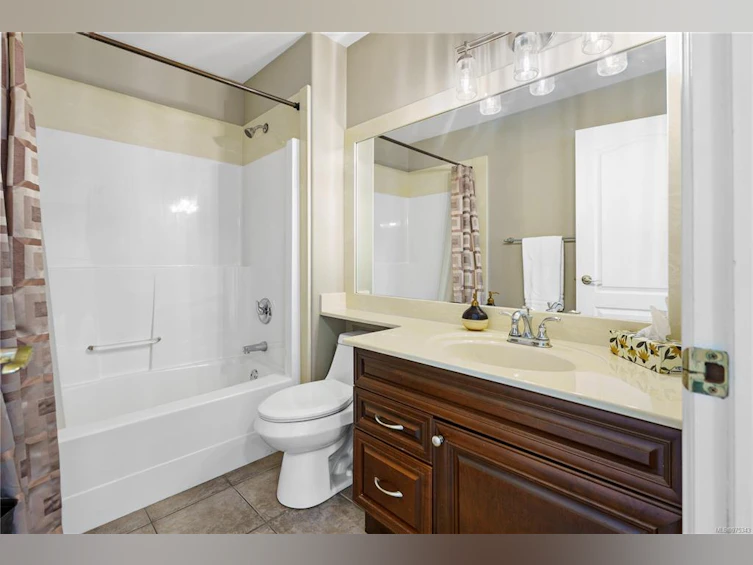 6255 Karen Court, Central Saanich, BC, V8Z 7K7 - 19