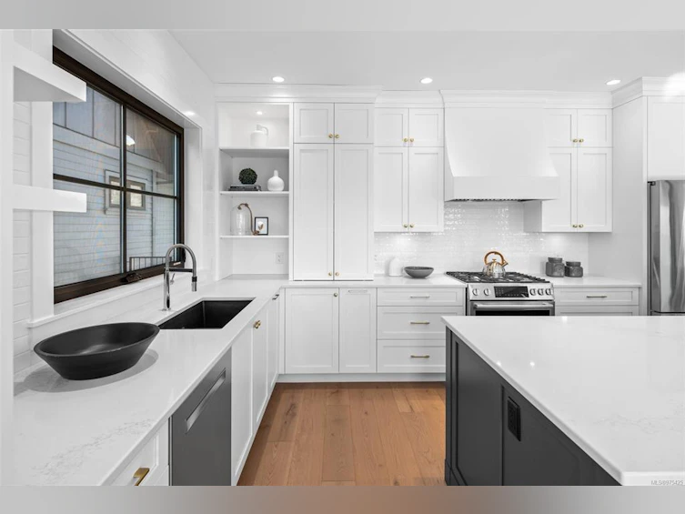 2009 Pinehurst Terrace, Langford, BC, V9B 3S3 - 19