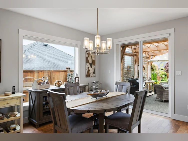 694 Lowry's Road, French Creek, BC, V9P 0C5 - 5