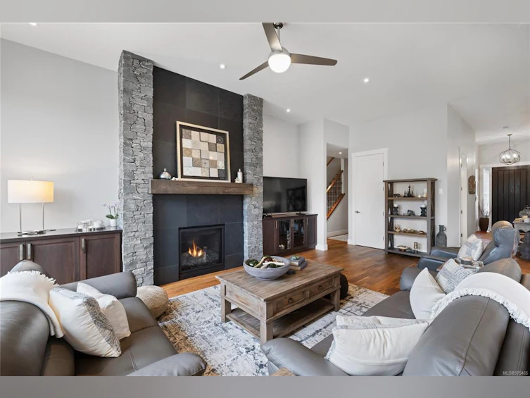694 Lowry's Road, French Creek, BC, V9P 0C5 - 18
