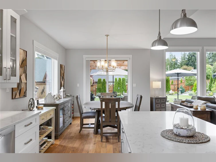 694 Lowry's Road, French Creek, BC, V9P 0C5 - 25