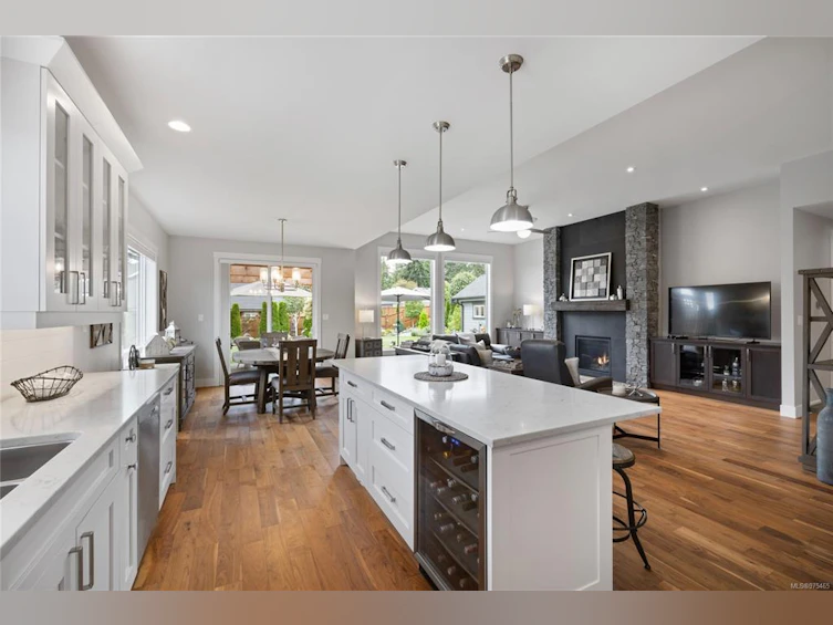 694 Lowry's Road, French Creek, BC, V9P 0C5 - 26