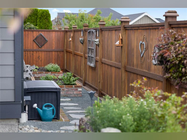 694 Lowry's Road, French Creek, BC, V9P 0C5 - 59