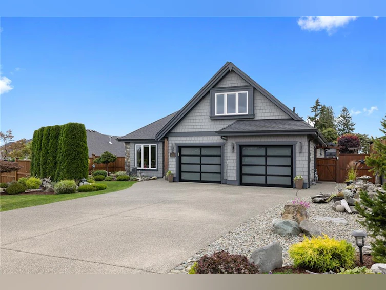 694 Lowry's Road, French Creek, BC, V9P 0C5 - 14