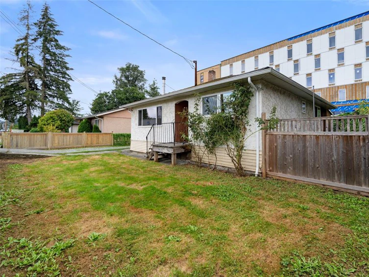 831 Jubilee Street, Duncan, BC, V9L 1X9 - 40