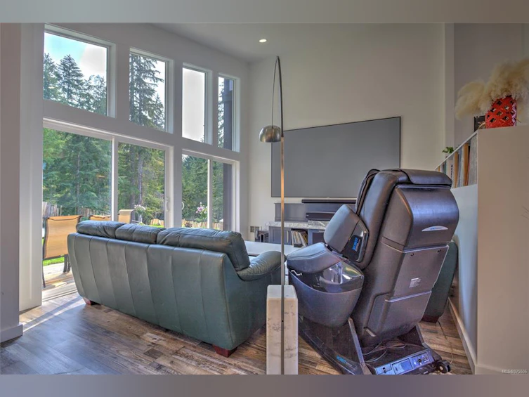 545 Mountain View Drive, Lake Cowichan, BC, V0R 2G1 - 21