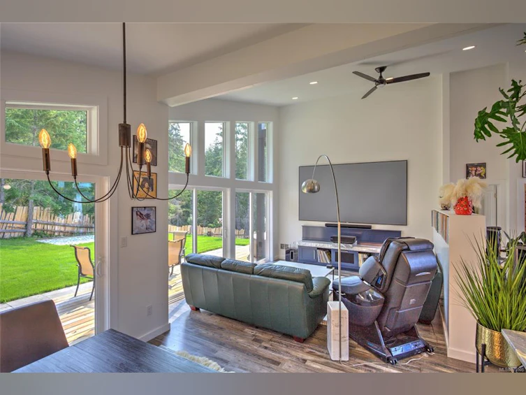 545 Mountain View Drive, Lake Cowichan, BC, V0R 2G1 - 36