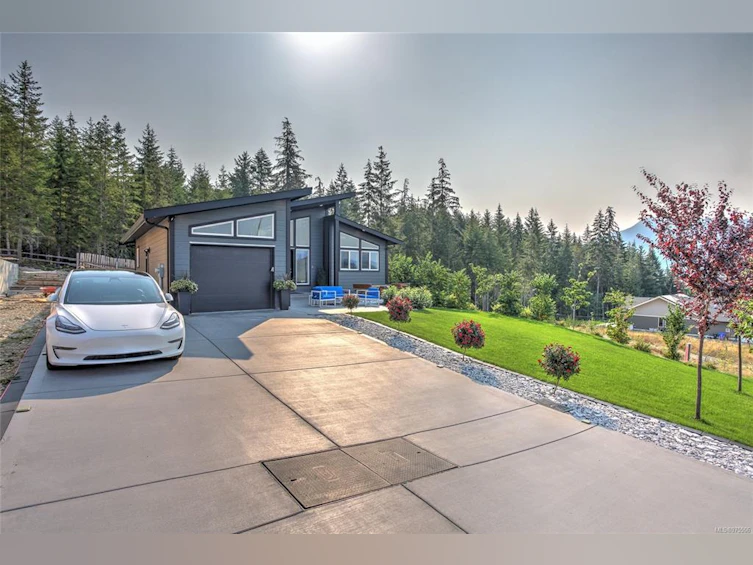 545 Mountain View Drive, Lake Cowichan, BC, V0R 2G1 - 47