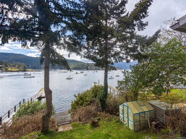 7082 Brentwood Drive, Central Saanich, BC, V8M 1B6 - 20