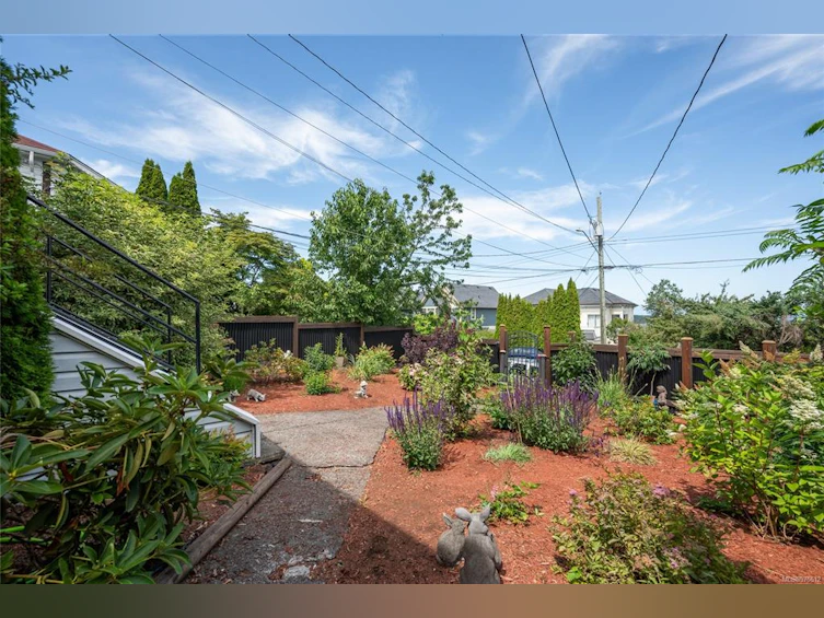 481 Milton Street, Nanaimo, BC, V9R 2K9 - 31