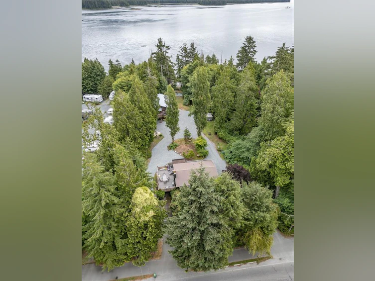 780 Campbell Street, Tofino, BC, V0R 2Z0 - 3