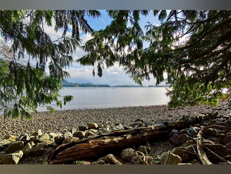 780 Campbell Street, Tofino, BC, V0R 2Z0 - 18