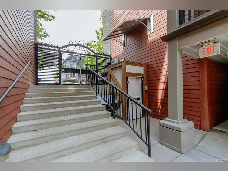 320-555 Franklyn Street, Nanaimo, BC, V9R 2X9 - 5