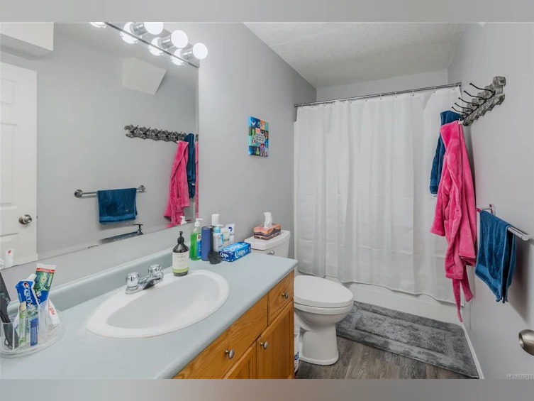 597 Misner Way, French Creek, BC, V9P 2R1 - 44