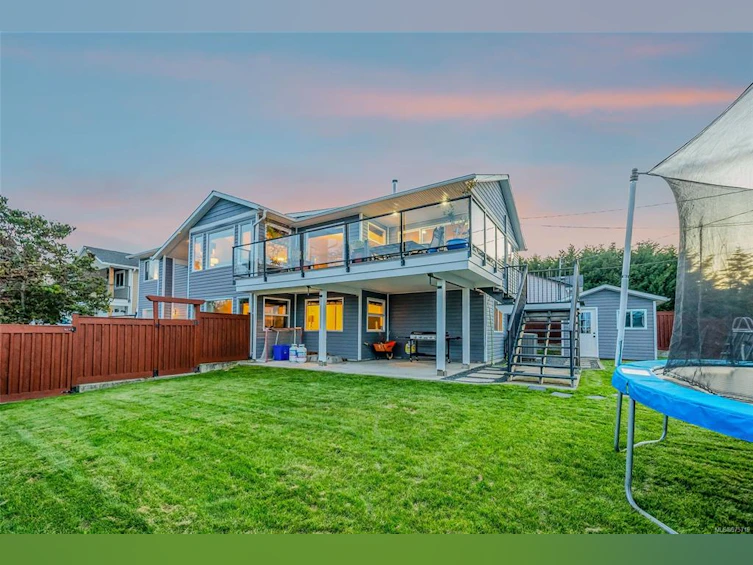 597 Misner Way, French Creek, BC, V9P 2R1 - 59