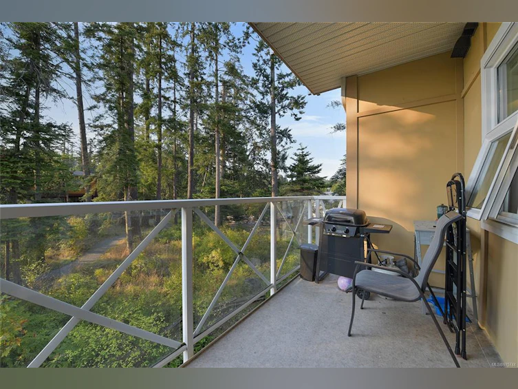 307-1900 Watkiss Way, View Royal, BC, V9B 0S8 - 12