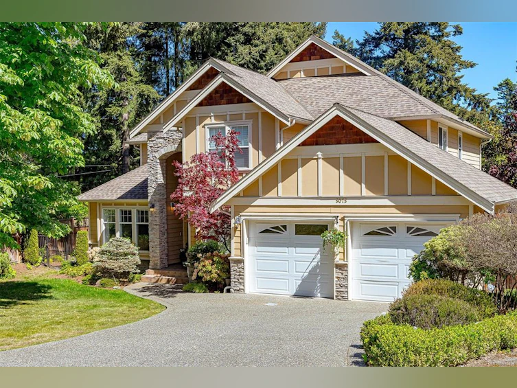 5075 Clutesi Street, Saanich, BC, V8Y 1X4 - 9