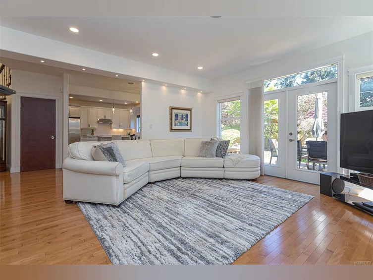 5075 Clutesi Street, Saanich, BC, V8Y 1X4 - 26