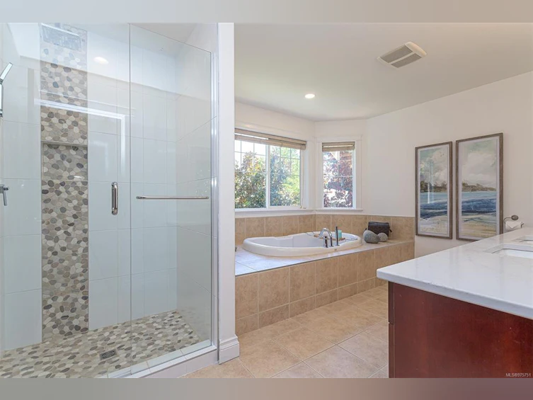 5075 Clutesi Street, Saanich, BC, V8Y 1X4 - 34