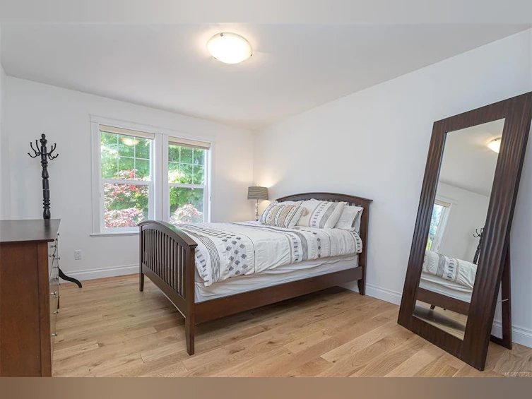 5075 Clutesi Street, Saanich, BC, V8Y 1X4 - 41