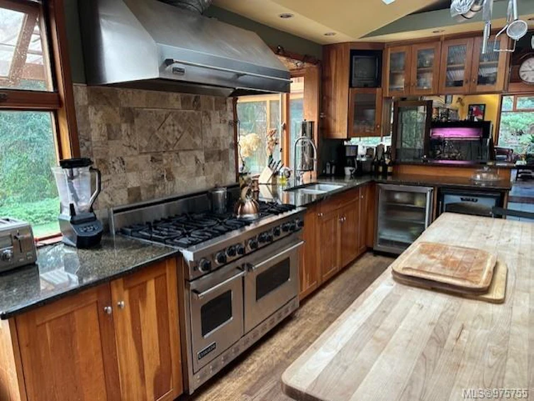 3744 Gibbins Road, Duncan, BC, V9L 6E8 - 32