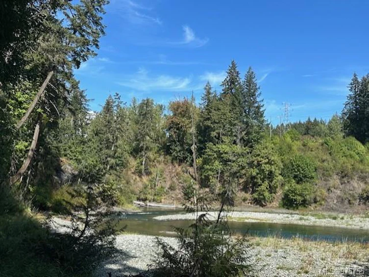 3744 Gibbins Road, Duncan, BC, V9L 6E8 - 43