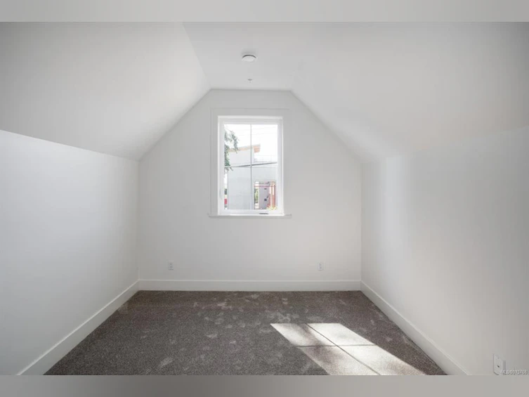 9675 Eighth Street, Sidney, BC, V8L 2V2 - 24