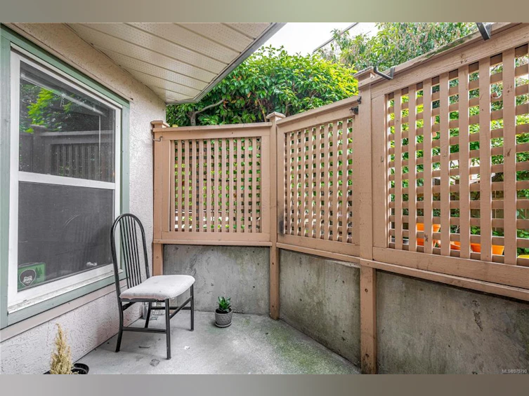 103-2560 Wark Street, Victoria, BC, V8T 4G8 - 16