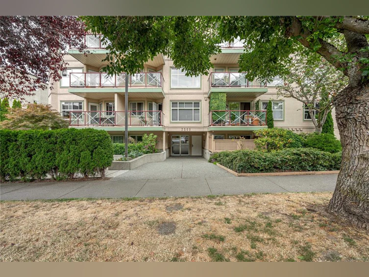 103-2560 Wark Street, Victoria, BC, V8T 4G8 - 22