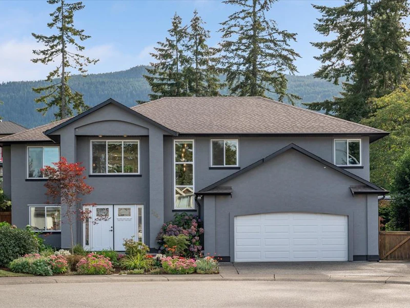 2364 Westhill Place, Nanaimo BC V9R 6M9