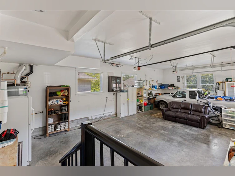 2032 Troon Court, Langford, BC, V9B 6R6 - 54