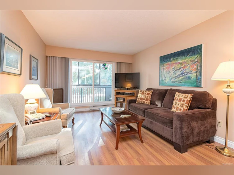 201-10016 Third Street, Sidney, BC, V8L 3V3 - 6