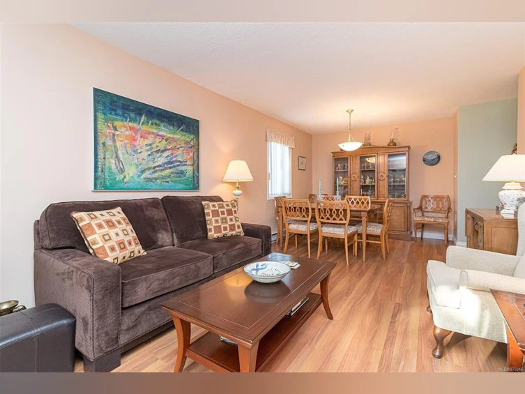 201-10016 Third Street, Sidney, BC, V8L 3V3 - 8