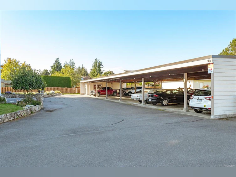 201-10016 Third Street, Sidney, BC, V8L 3V3 - 19