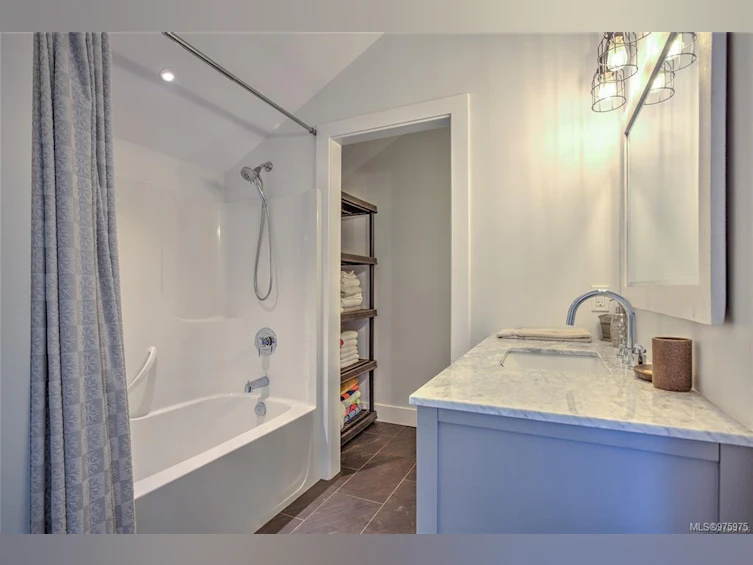 6031 Paldi Road, Duncan, BC, V9L 6H6 - 46