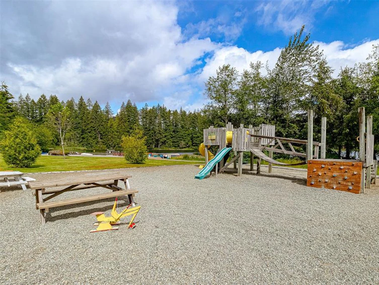 5-8631 South Shore Road, Honeymoon Bay, BC, V0R 2G0 - 43