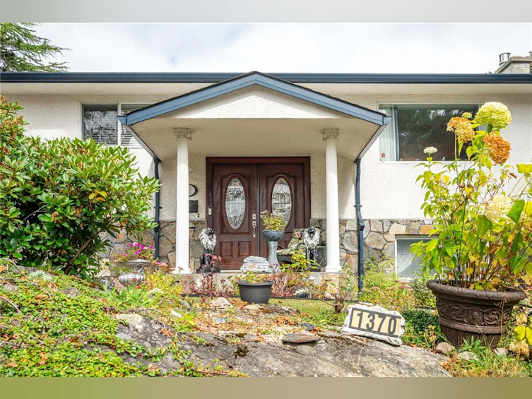 1370 Slater Street, Victoria, BC, V8X 2P9 - 3