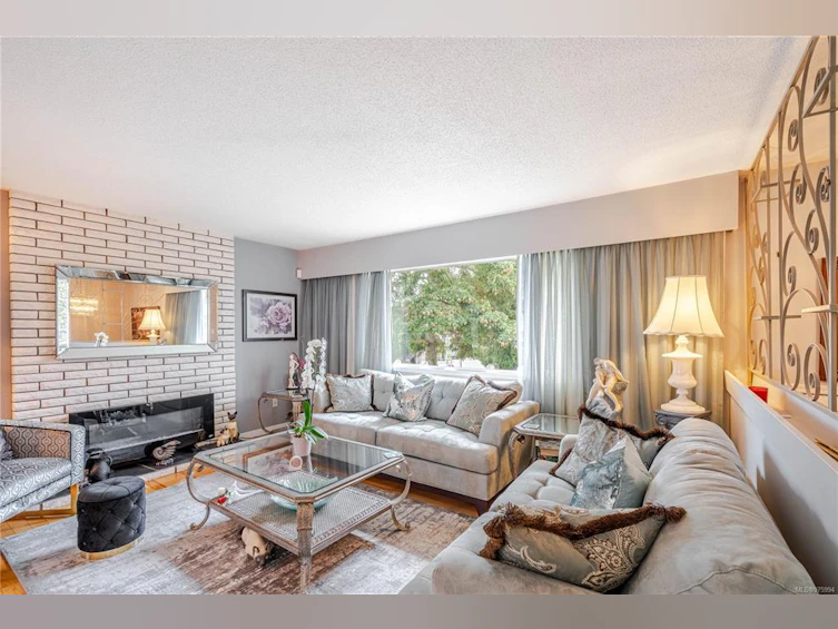 1370 Slater Street, Victoria, BC, V8X 2P9 - 4