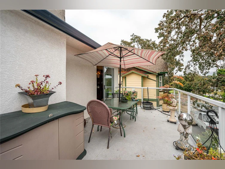 1370 Slater Street, Victoria, BC, V8X 2P9 - 13