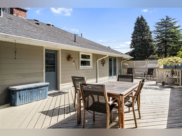 268 Glenairlie Drive, View Royal, BC, V9B 1K3 - 15