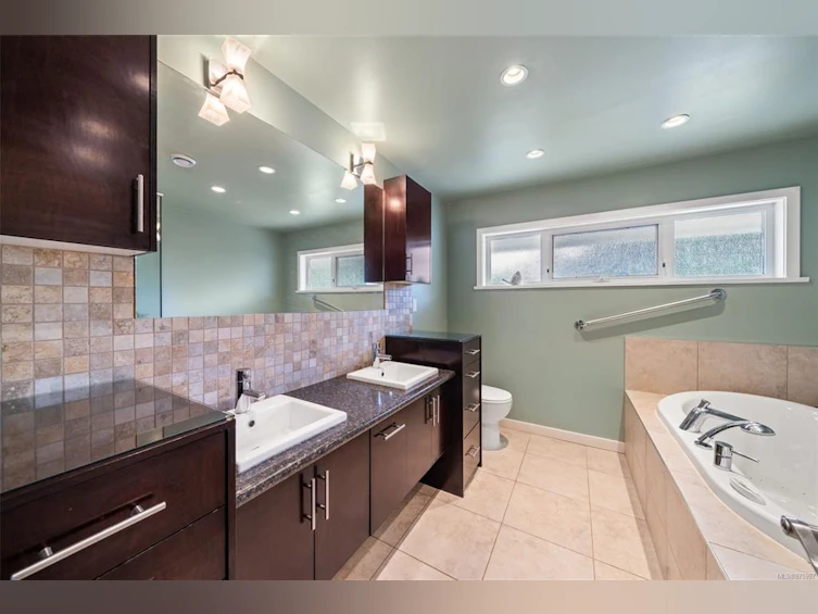 268 Glenairlie Drive, View Royal, BC, V9B 1K3 - 20
