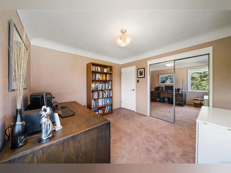 268 Glenairlie Drive, View Royal, BC, V9B 1K3 - 24