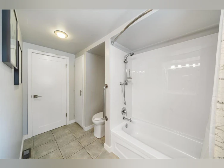 268 Glenairlie Drive, View Royal, BC, V9B 1K3 - 27