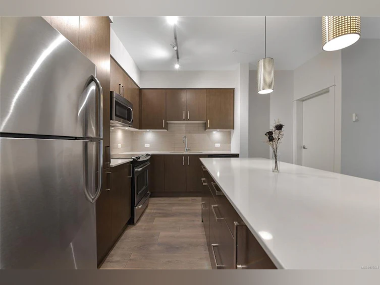 311-290 Wilfert Road, View Royal, BC, V9C 0H6 - 10